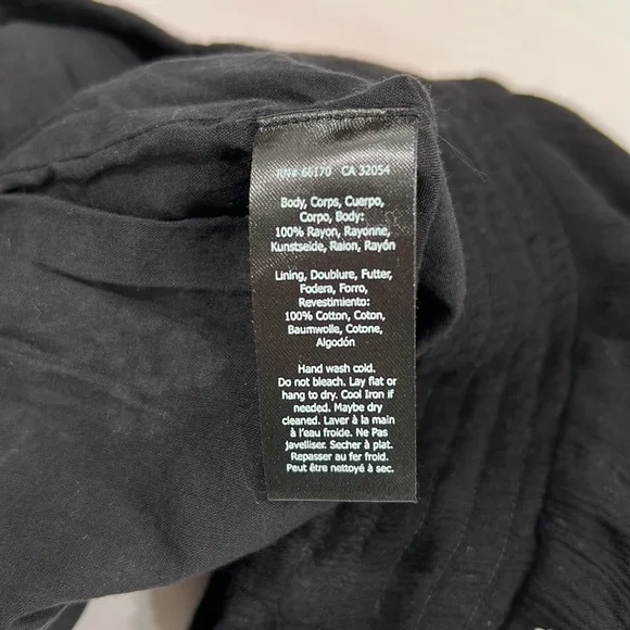 Anthropology Chloe Oliver Daisy Shorts Black with Floral Embroidery - Picture 8 of 8